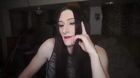 Snapshot of ivyrose499 chatting on January 4, 5:37 pm IvyRose499 online show from January 4, 5:37 pm