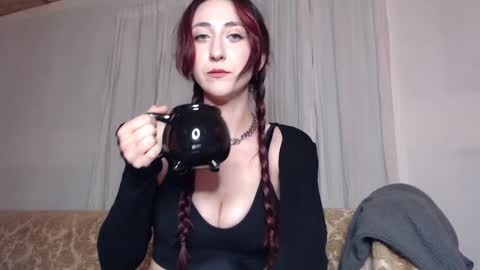 Ivy Rosie online show from October 1, 1:22 am