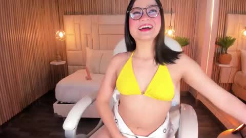 Snapshot of ivyrous chatting on March 28, 4:34 am Ivy Rous online show from March 28, 4:34 am