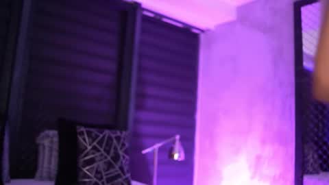 IvyRowa online show from September 28, 6:02 pm