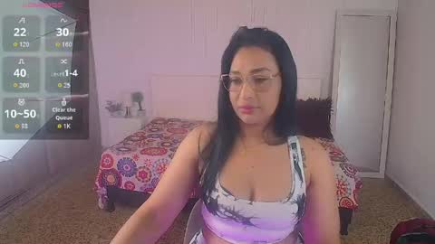 ivyshine7 online show from April 13, 7:08 pm