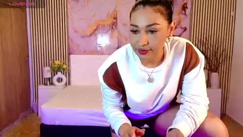 ivyshine7 online show from July 13, 6:44 pm