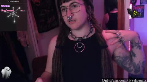 Ivy ShrumX online show from November 14, 2:54 am