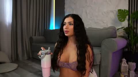 Ivy Belle online show from July 19, 5:22 am