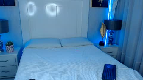 Snapshot of ivyy_crystal chatting on May 12, 2:14 pm Ivy online show from May 12, 2:14 pm