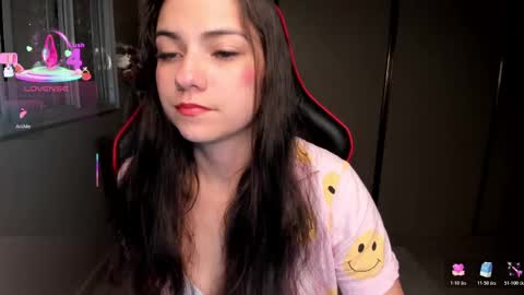 Snapshot of ivyy_scott chatting on November 16, 11:21 pm Ivvy online show from November 16, 11:21 pm