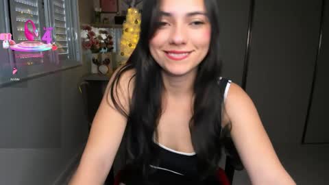 Snapshot of ivyy_scott chatting on November 22, 2:05 pm Ivvy online show from November 22, 2:05 pm