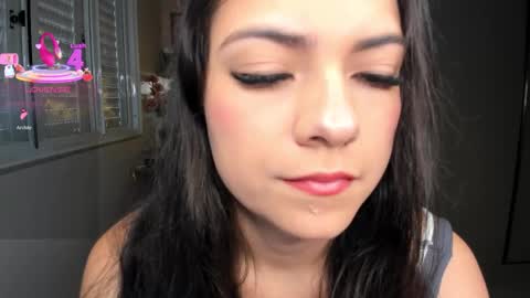 Snapshot of ivyy_scott chatting on November 29, 9:23 am Ivvy online show from November 29, 9:23 am