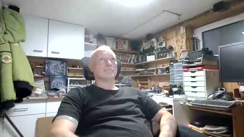 iwalknaked online show from July 20, 7:38 pm