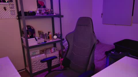 Snapshot of iwasd3nse chatting on January 31, 5:19 am iwasd3nse online show from January 31, 5:19 am