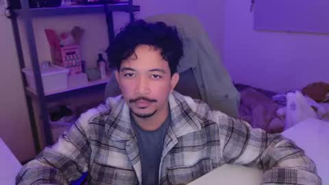 Snapshot of iwasd3nse chatting on February 10, 3:46 am iwasd3nse online show from February 10, 3:46 am