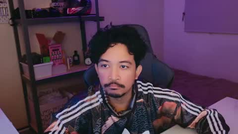 Snapshot of iwasd3nse chatting on February 18, 2:27 am iwasd3nse online show from February 18, 2:27 am