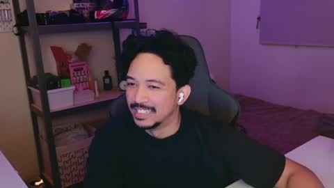 Snapshot of iwasd3nse chatting on February 18, 1:44 pm iwasd3nse online show from February 18, 1:44 pm