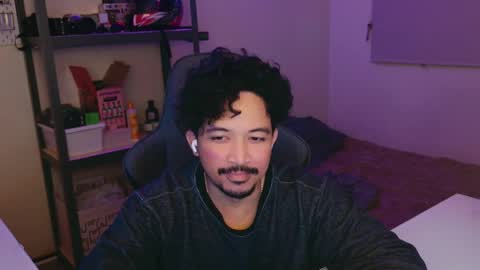 Snapshot of iwasd3nse chatting on February 20, 2:24 pm iwasd3nse online show from February 20, 2:24 pm