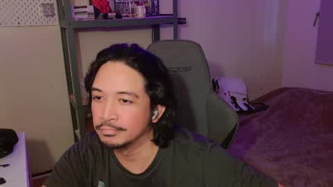 Snapshot of iwasd3nse chatting on January 18, 12:58 am iwasd3nse online show from January 18, 12:58 am