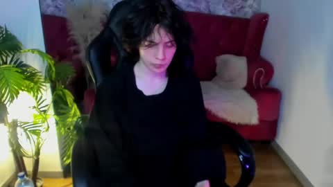 Maxim online show from March 5, 5:50 am