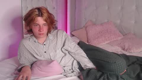 Maxim online show from September 30, 9:53 pm