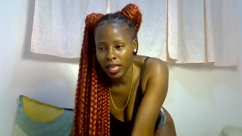 Snapshot of iynika chatting on June 19, 11:30 pm iynika online show from June 19, 11:30 pm