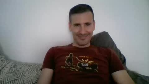 Snapshot of iyoperro chatting on October 16, 12:17 pm Casandro online show from October 16, 12:17 pm