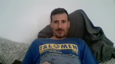 Snapshot of iyoperro chatting on October 31, 11:22 am Casandro online show from October 31, 11:22 am