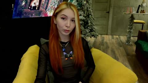 izi online show from December 6, 3:33 pm