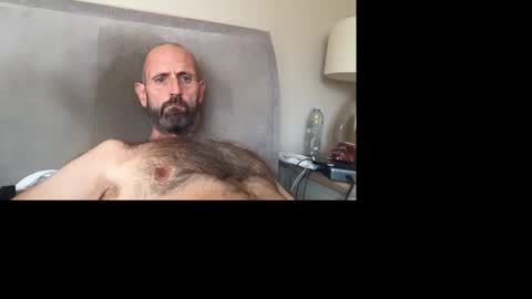 izzysboytoy1 online show from July 31, 3:55 pm
