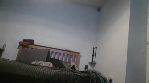 Snapshot of j281133 chatting on November 15, 3:26 am Big 8 online show from November 15, 3:26 am