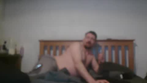 Snapshot of j281133 chatting on November 16, 10:04 pm Big 8 online show from November 16, 10:04 pm