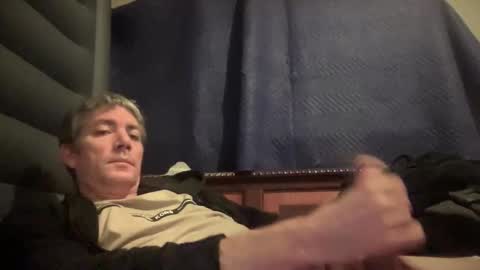 J32821 online show from January 18, 11:36 am