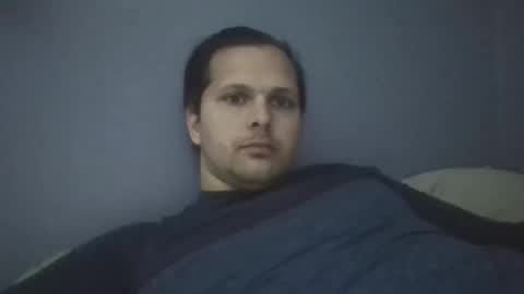 Snapshot of j4mes2000022 chatting on November 18, 6:01 pm j4mes2000022 online show from November 18, 6:01 pm