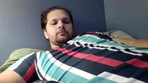 Snapshot of j4mes2000022 chatting on December 1, 1:43 am j4mes2000022 online show from December 1, 1:43 am