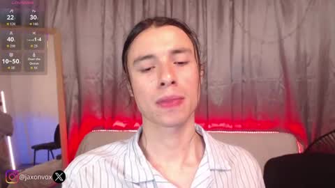 Snapshot of j_a_x_x_x_o_n chatting on July 19, 11:25 am Hey im Jaxxxon check my info online show from July 19, 11:25 am