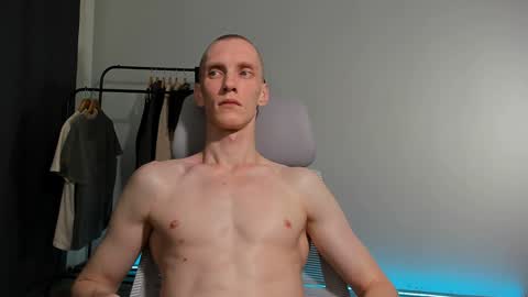 Danny online show from December 10, 10:37 pm