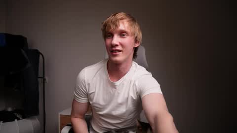 Danny online show from January 8, 6:32 pm