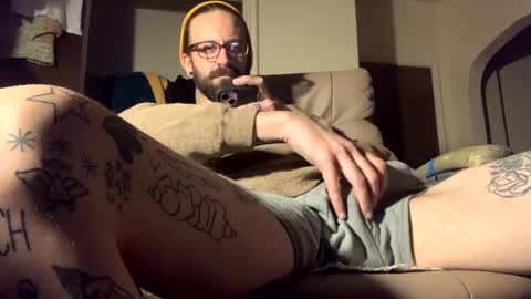 Snapshot of j_boogie_mane chatting on February 14, 5:30 am j boogie online show from February 14, 5:30 am