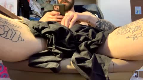 Snapshot of j_boogie_mane chatting on March 9, 10:19 pm j boogie online show from March 9, 10:19 pm