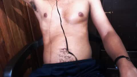 Snapshot of j_castello chatting on September 27, 2:05 am J online show from September 27, 2:05 am