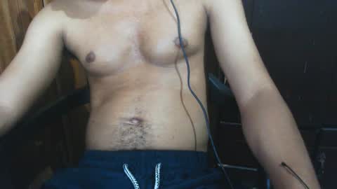 Snapshot of j_castello chatting on October 23, 1:27 am J online show from October 23, 1:27 am