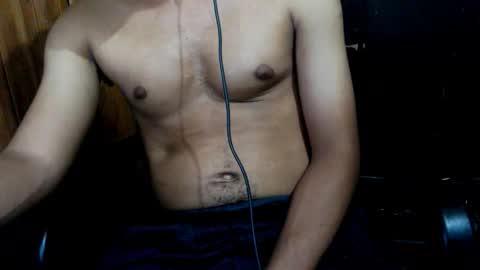 Snapshot of j_castello chatting on November 20, 2:01 am J online show from November 20, 2:01 am