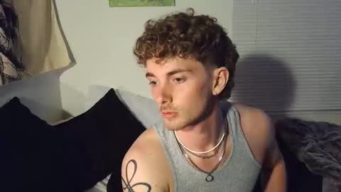 j_crisp online show from February 11, 5:34 am