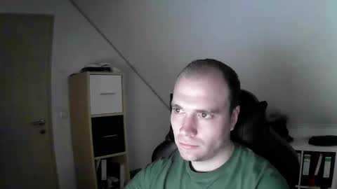 here4y online show from November 30, 10:41 am