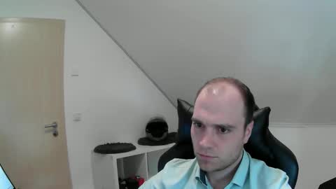 Snapshot of j_german783377 chatting on March 6, 12:56 pm here4y online show from March 6, 12:56 pm