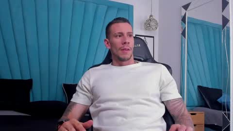 J King online show from February 28, 1:45 pm