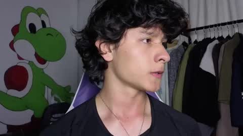 Snapshot of j_u_p_i_t_e_r chatting on September 9, 10:20 pm Noah online show from September 9, 10:20 pm
