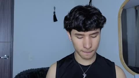 Snapshot of j_u_p_i_t_e_r chatting on September 27, 1:38 pm Noah online show from September 27, 1:38 pm