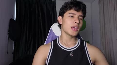 Noah online show from March 7, 9:45 pm