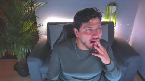 Snapshot of jaackdick_ chatting on September 18, 12:07 pm jack online show from September 18, 12:07 pm