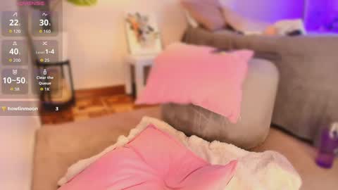 Snapshot of jaaddee_naughty chatting on March 12, 9:21 pm Jade online show from March 12, 9:21 pm