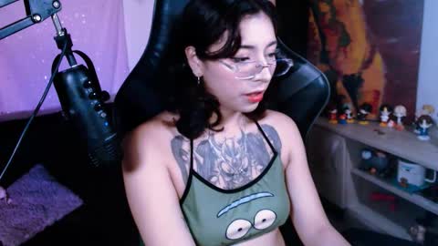 jade 18  online show from November 24, 4:45 am