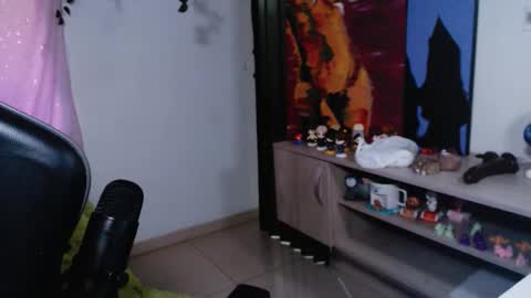 jade 18  online show from January 17, 7:57 am